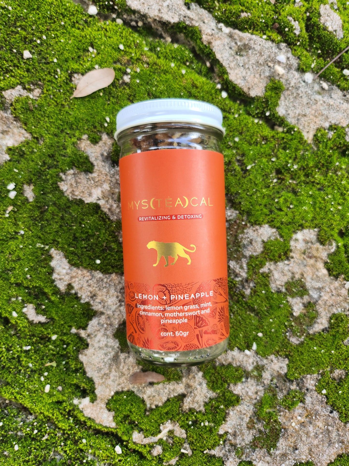 LEMONGRASS + PINEAPPLE